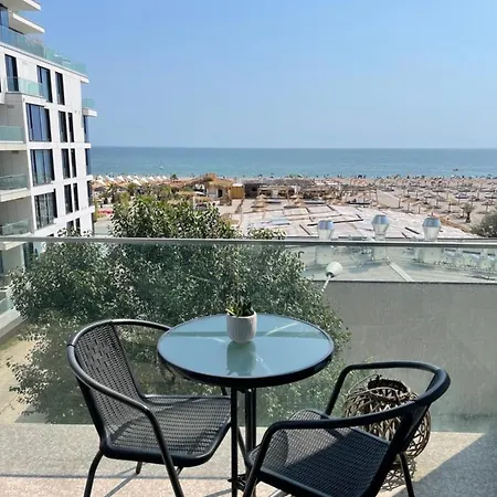 Crazy Summerland דירה מאמאיה